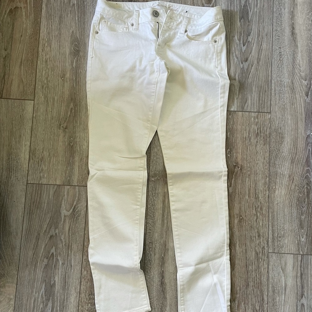 AEO Skinny White Jeans